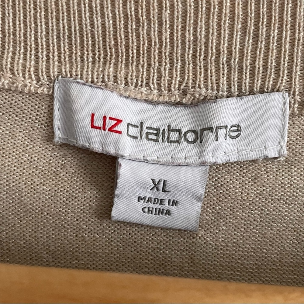 $10 SALE Neutral Striped Lightweight Sweater Knit Top Shoulder Button Accents - Picture 4 of 9